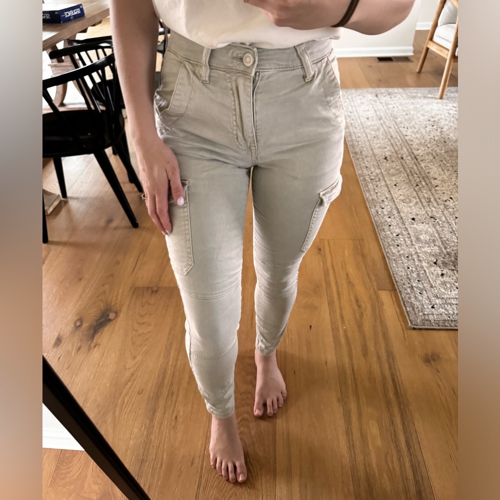 Cargo pants - Picture 2 of 3
